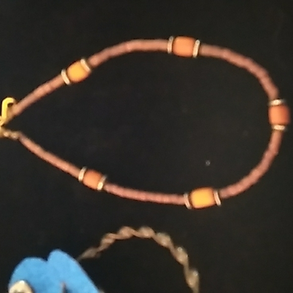 Eight piece jewelry set - Picture 3 of 8